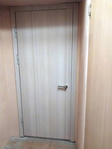 Дверь с ламинатом