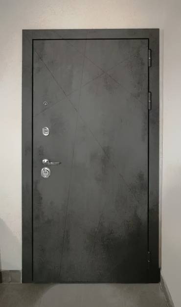 Квартирная дверь с МДФ отделкой